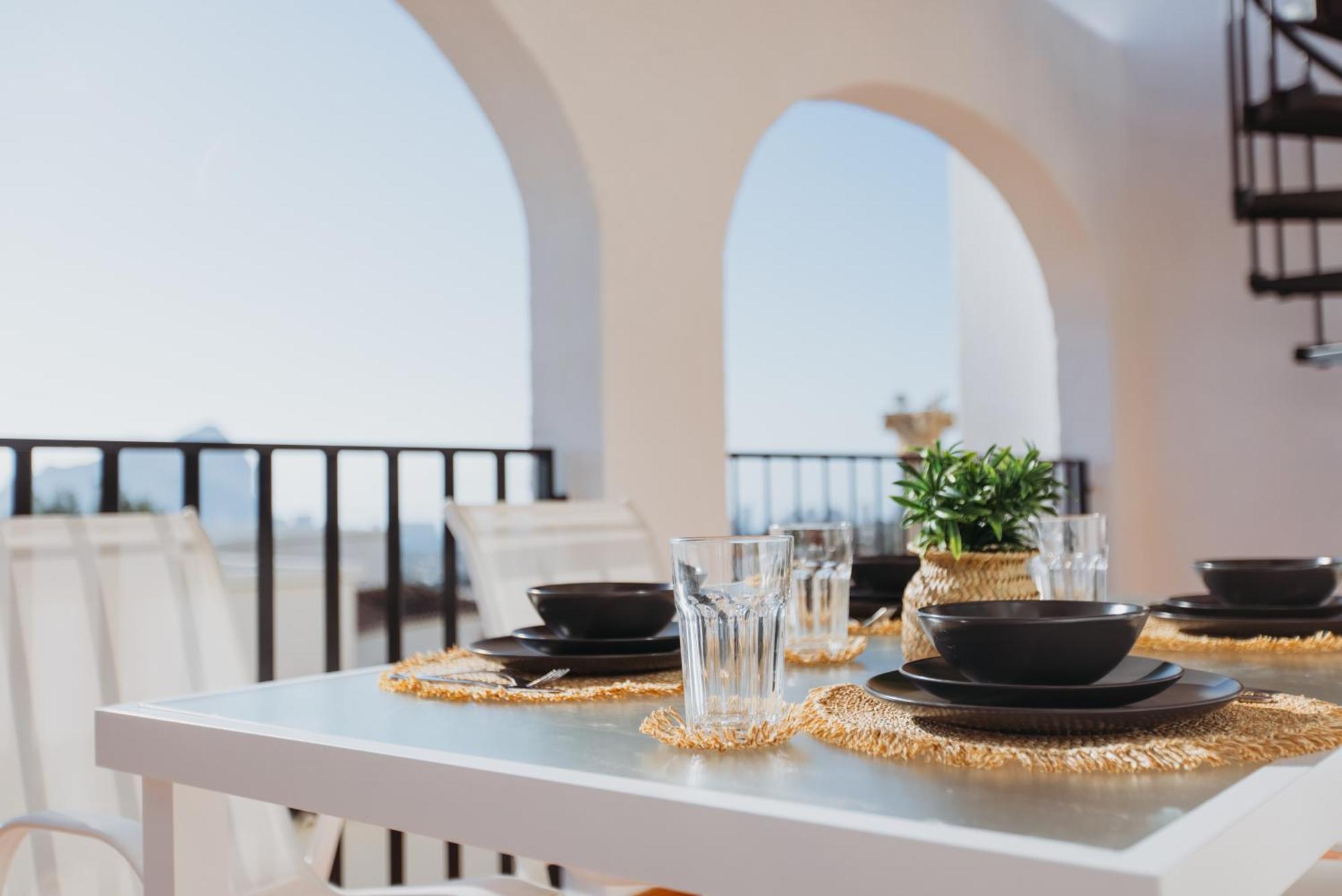 Casa Sunrise - Costa Blanca House With Rooftop, 5 Swimming Pools And Panoramic Sea- And Views At Penon De Ifach Calpe Buitenkant foto