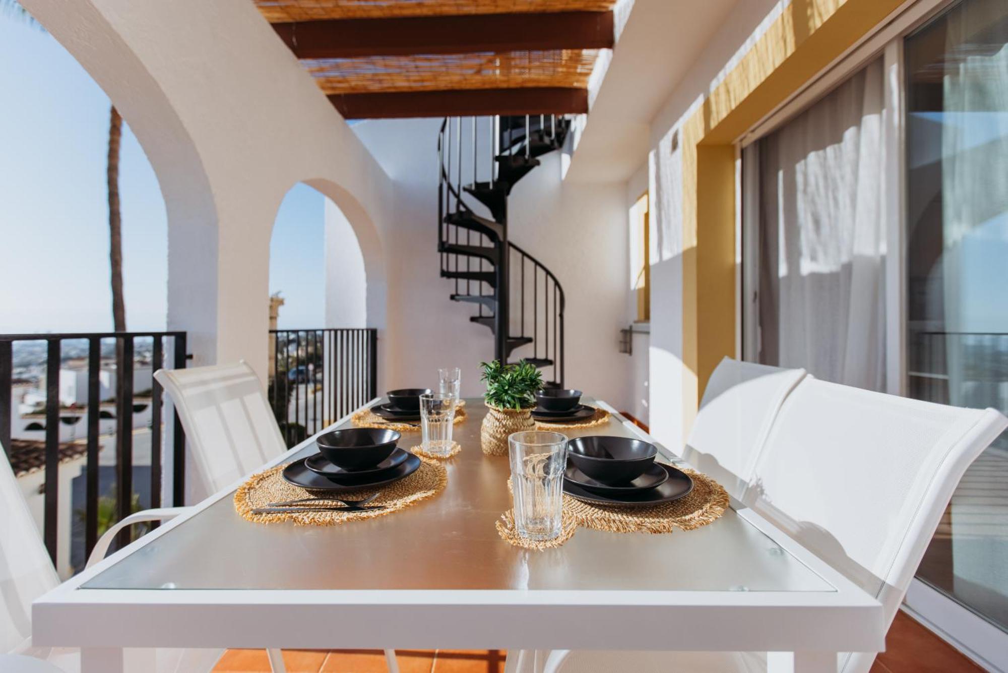 Casa Sunrise - Costa Blanca House With Rooftop, 5 Swimming Pools And Panoramic Sea- And Views At Penon De Ifach Calpe Buitenkant foto