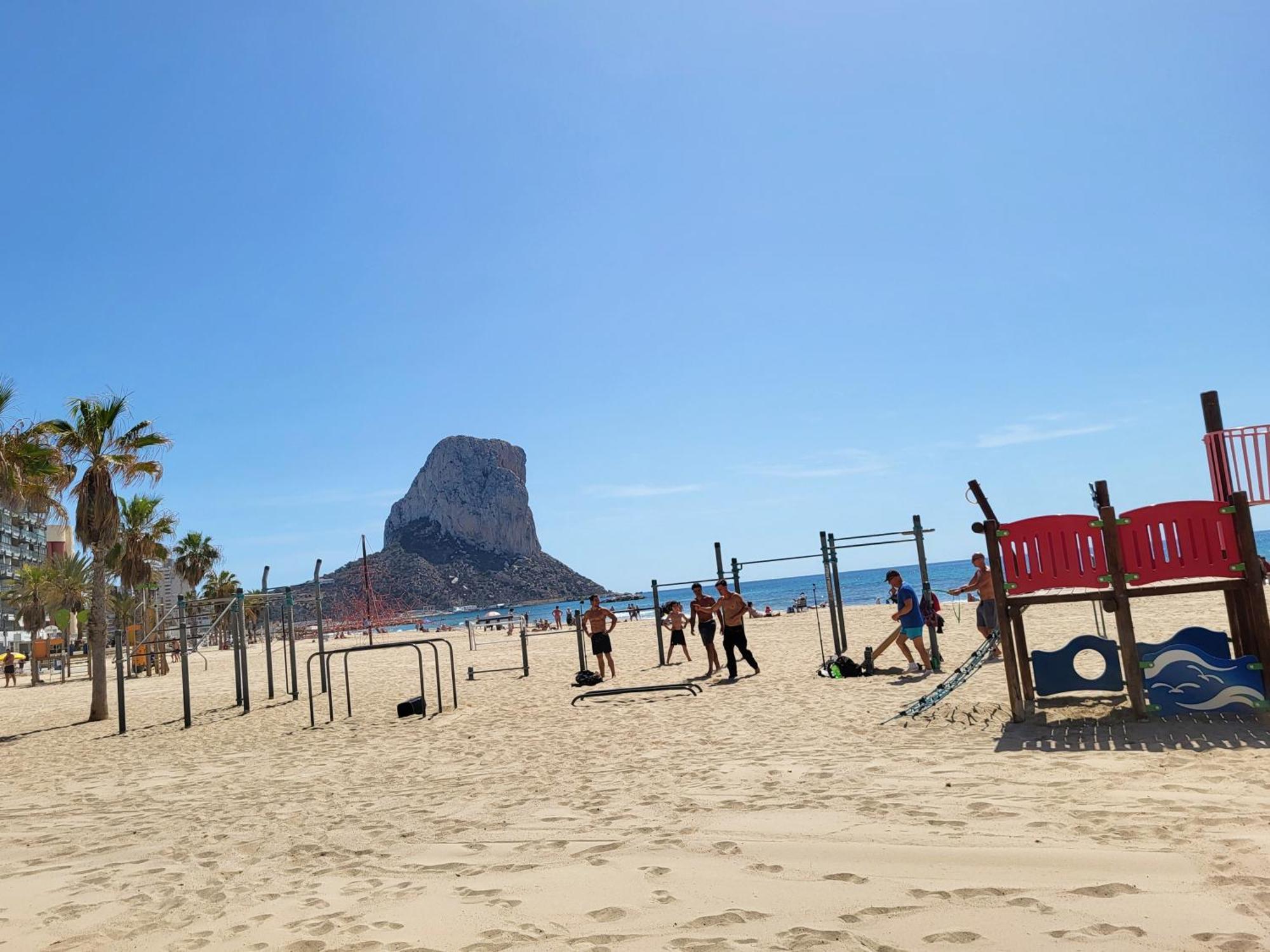 Casa Sunrise - Costa Blanca House With Rooftop, 5 Swimming Pools And Panoramic Sea- And Views At Penon De Ifach Calpe Buitenkant foto