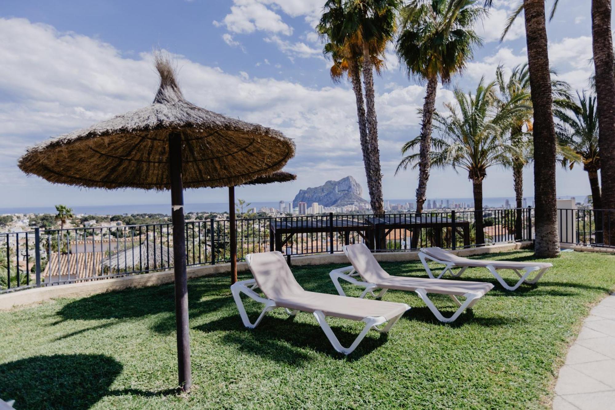 Casa Sunrise - Costa Blanca House With Rooftop, 5 Swimming Pools And Panoramic Sea- And Views At Penon De Ifach Calpe Buitenkant foto