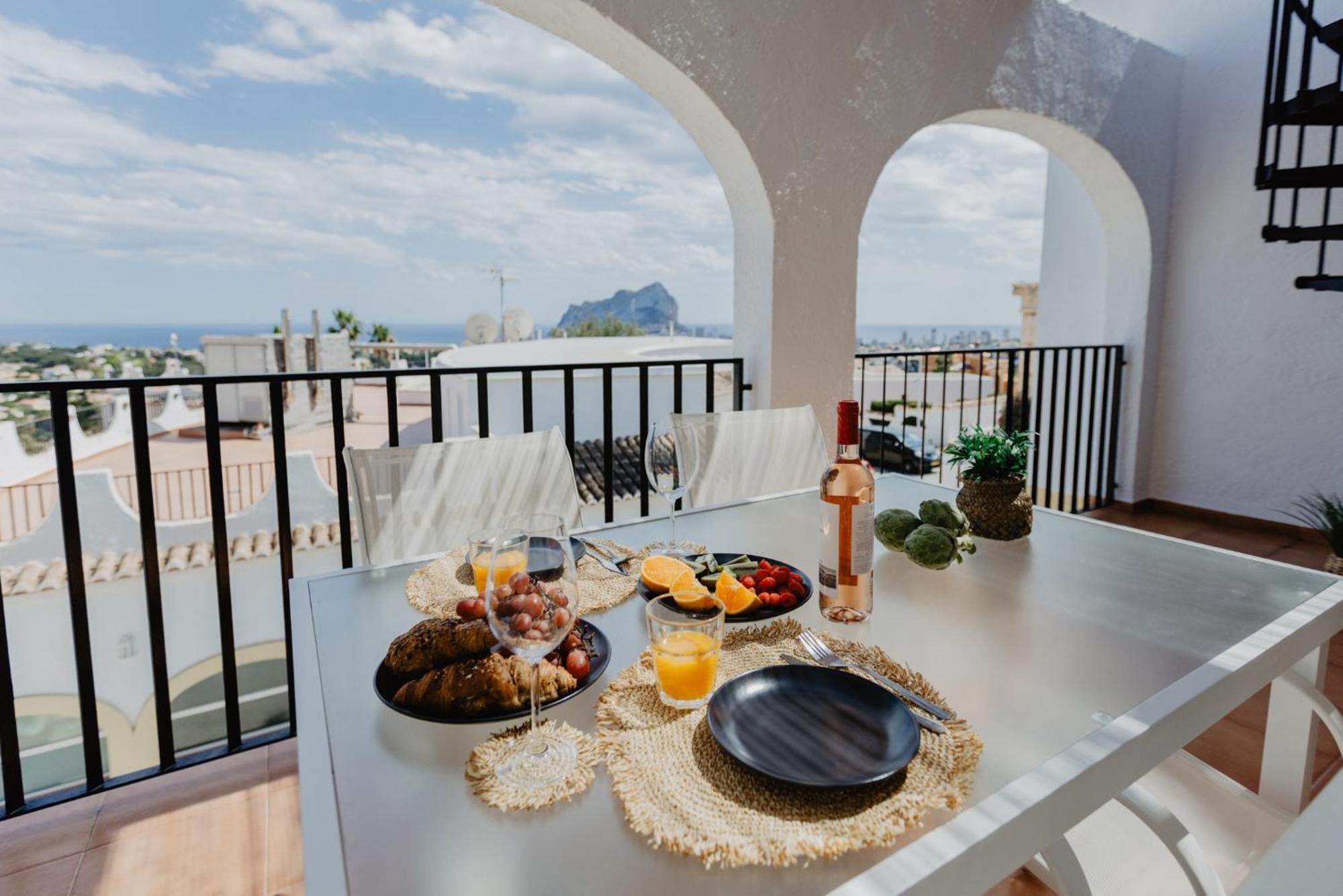 Casa Sunrise - Costa Blanca House With Rooftop, 5 Swimming Pools And Panoramic Sea- And Views At Penon De Ifach Calpe Buitenkant foto